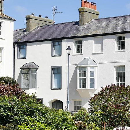 Tri Raglan Mawr Villa Beaumaris Exterior photo